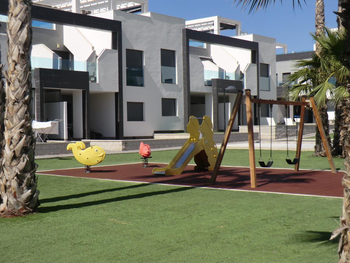 Casas Holiday - Oasis Beach Orihuela Exteriör bild