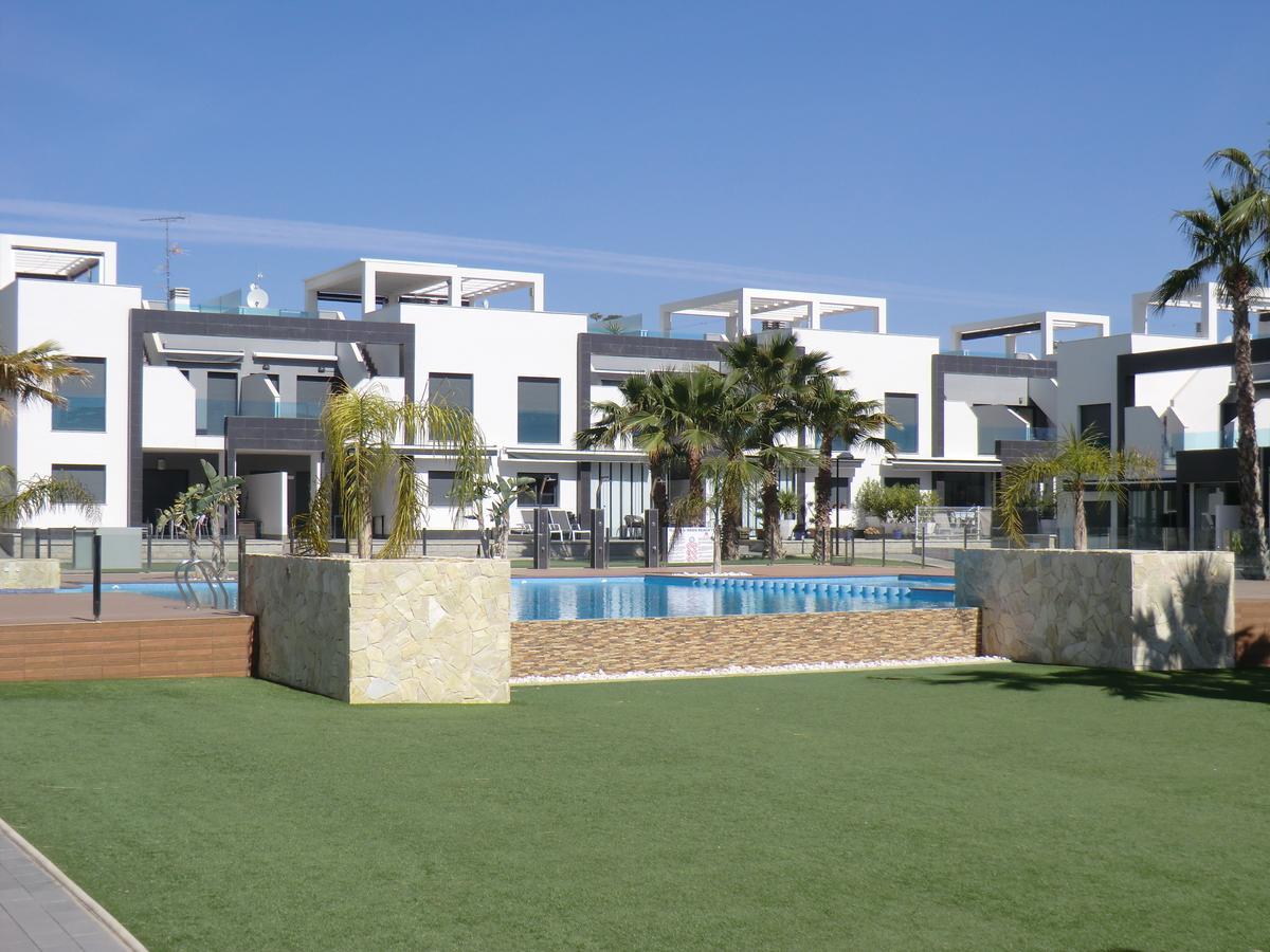 Casas Holiday - Oasis Beach Orihuela Exteriör bild