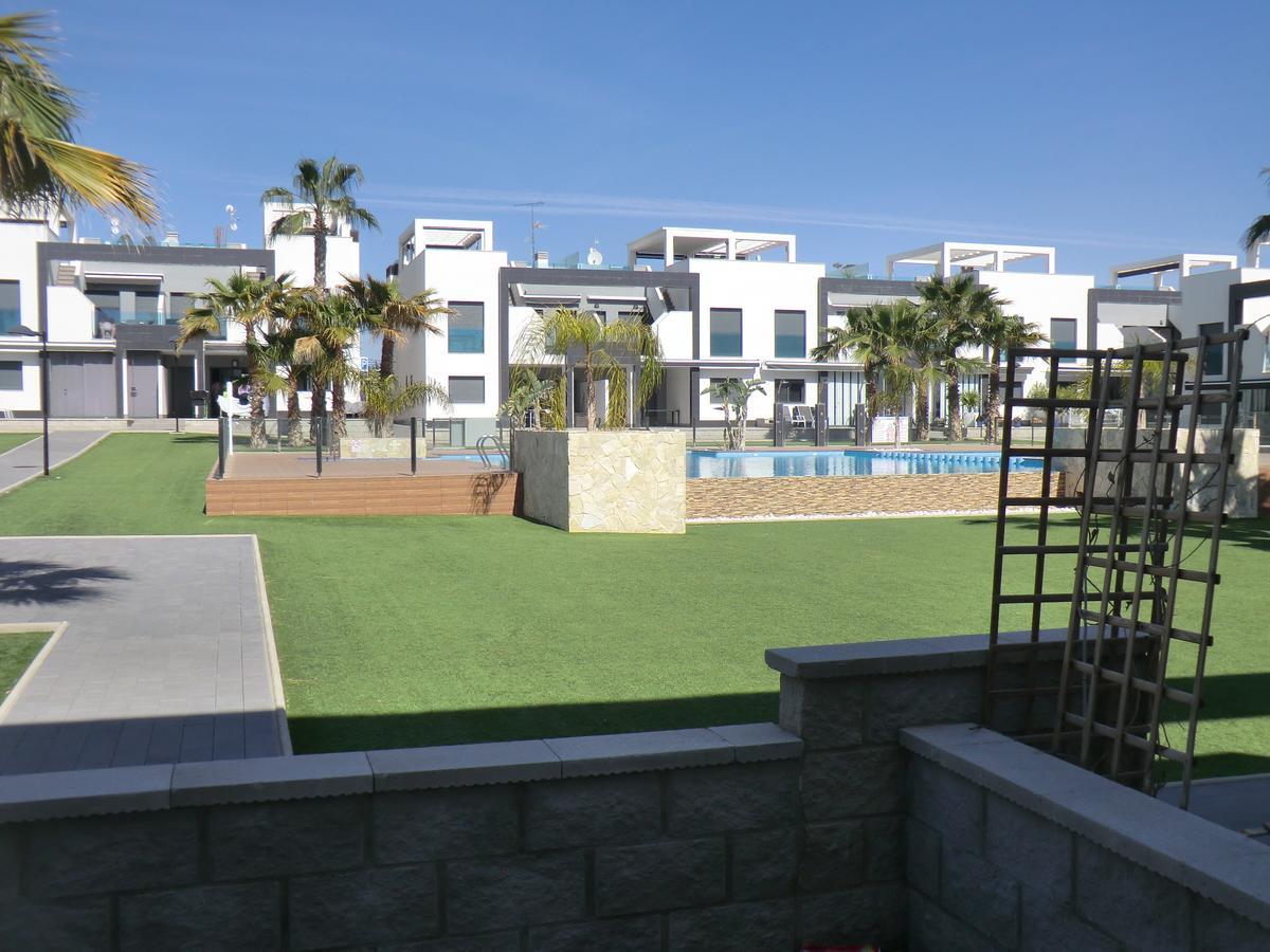 Casas Holiday - Oasis Beach Orihuela Exteriör bild